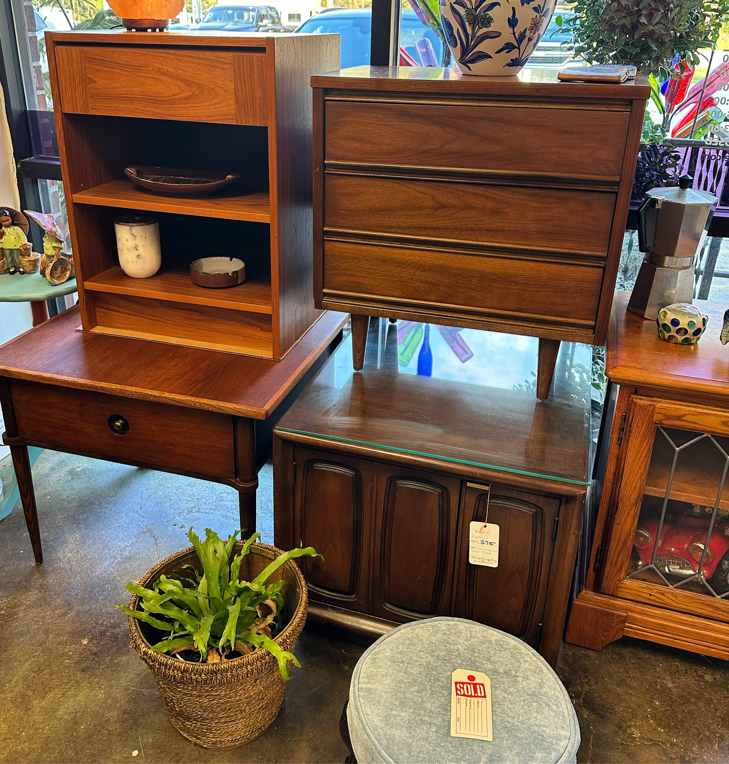 Vintage deals funk furniture